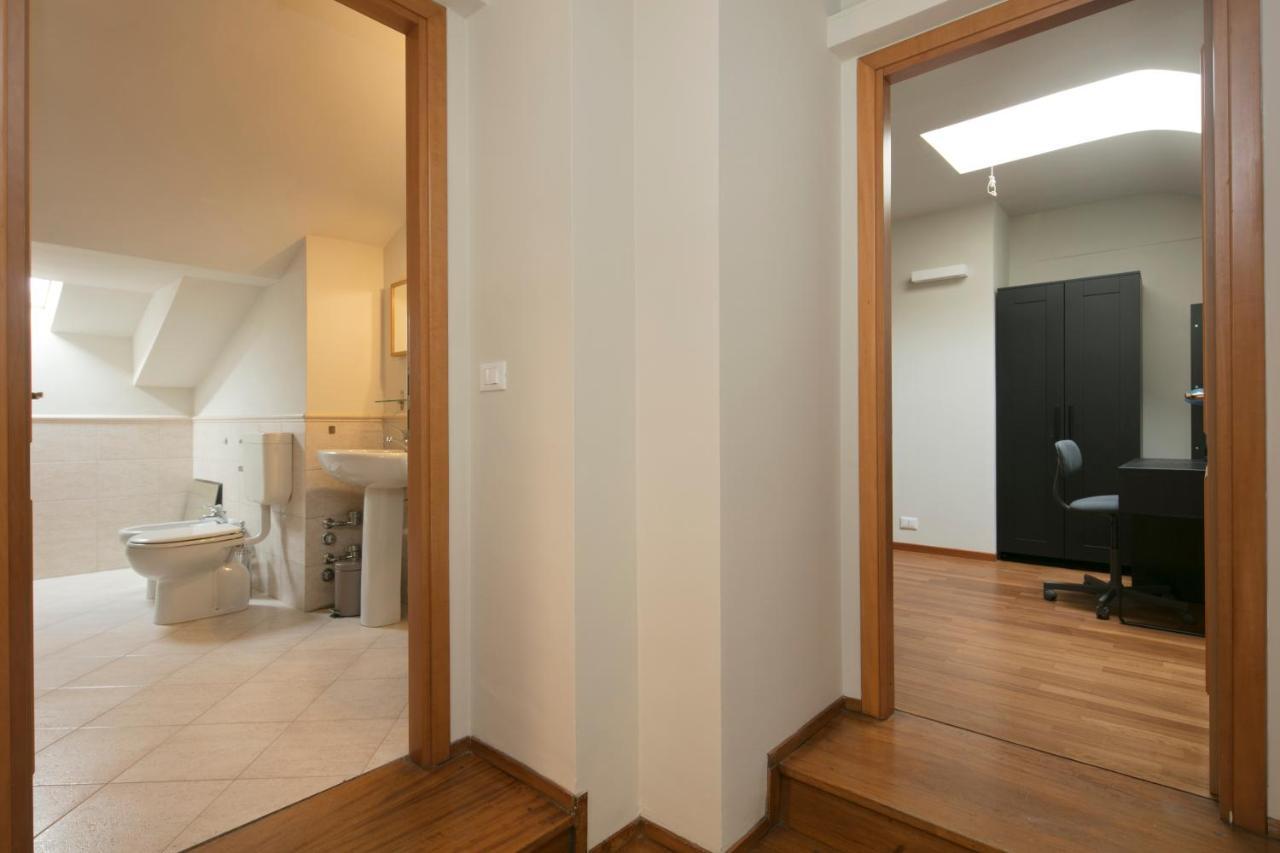 Oddone'S Apartment Турин Екстер'єр фото